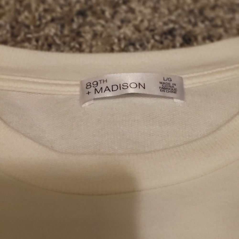 89th and Madison long sleeve shirt, be brave, be strong, be kind, Size Large - Picture 3 of 8